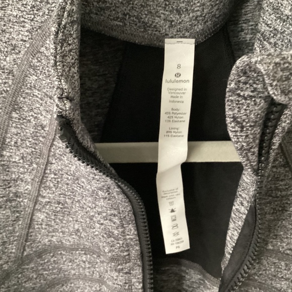 NWT Lululemon Define in Heathered black size 8 - Picture 4 of 5